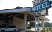 Black Angus Motel